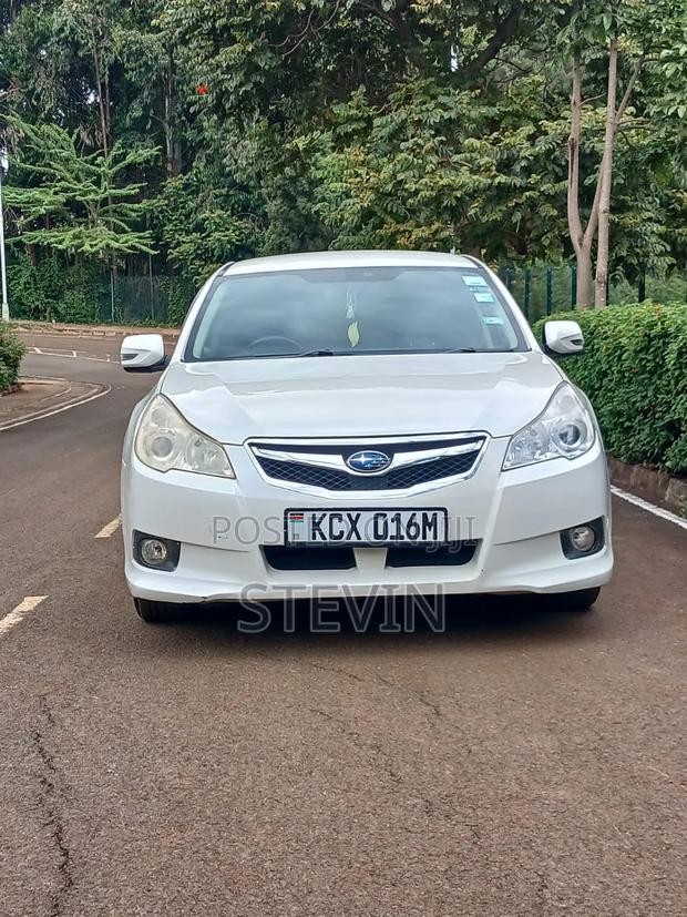 Subaru Legacy 2010 White