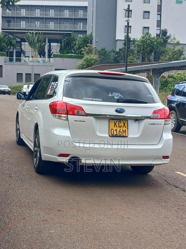 Subaru Legacy 2010 White