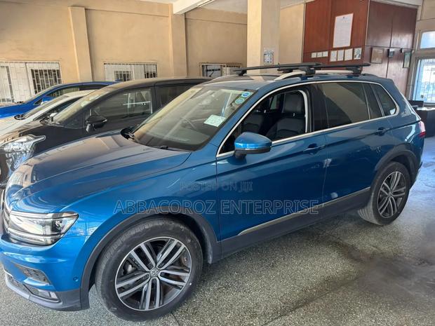 Volkswagen Tiguan 2017 Blue