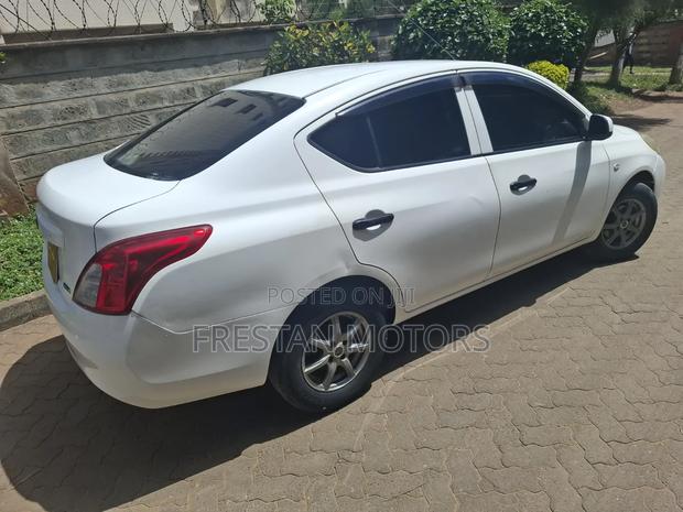 Nissan Tiida 2013 White