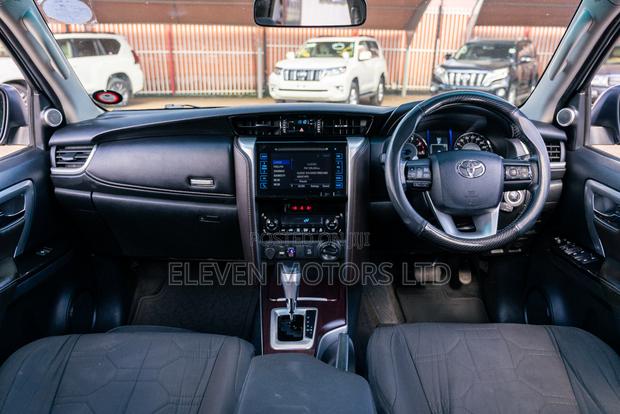 Toyota Fortuner 2019 Silver