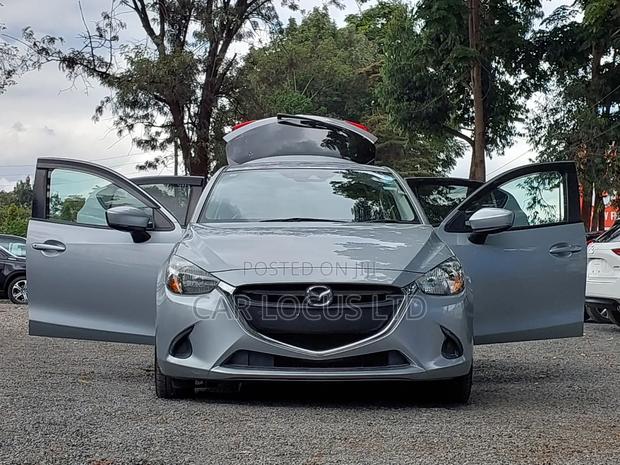 Mazda Demio 2019 Gray