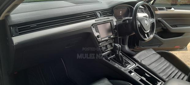 Volkswagen Passat 2016 Black