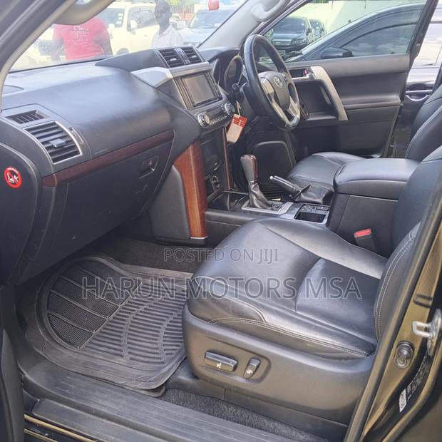 Toyota Land Cruiser Prado 2015 Black