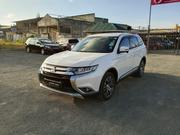 Mitsubishi Outlander 2018 White for sale