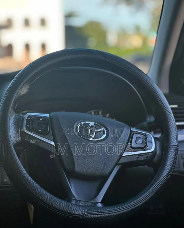 Toyota Premio 2017 Black