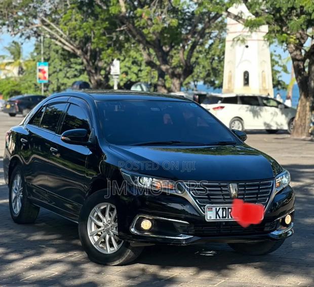 Toyota Premio 2017 Black