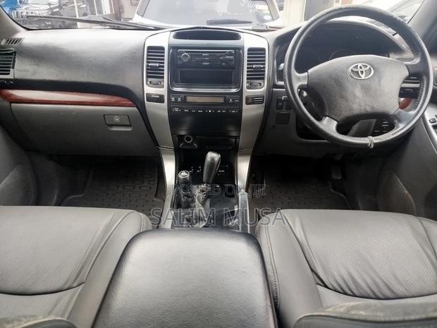 Toyota Land Cruiser Prado 2006 Gray