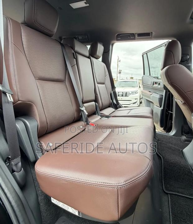 New Toyota Land Cruiser Prado 2024 Matt Black