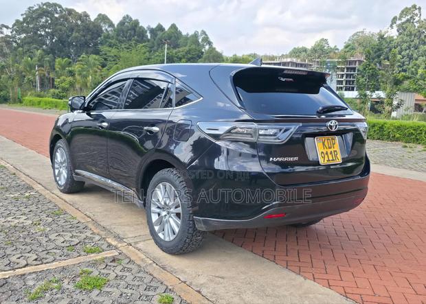 Toyota Harrier 2016 Black
