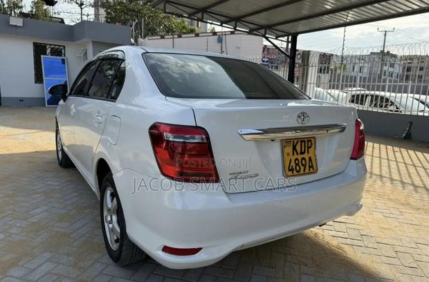 Toyota Axio 2017 White