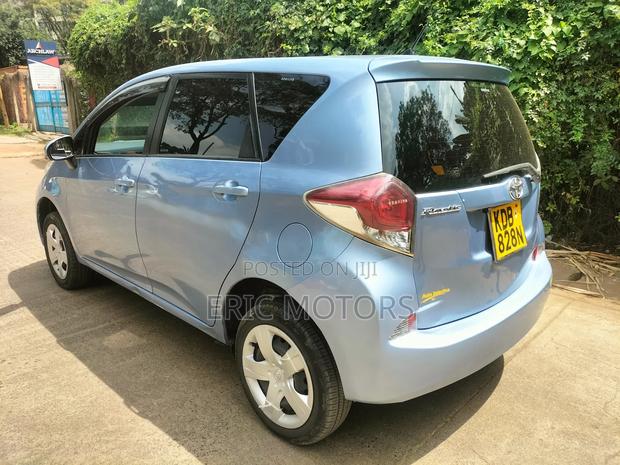 Toyota Ractis 2014 Blue