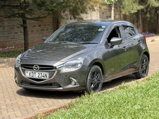 Mazda Demio 2018 Burgundy