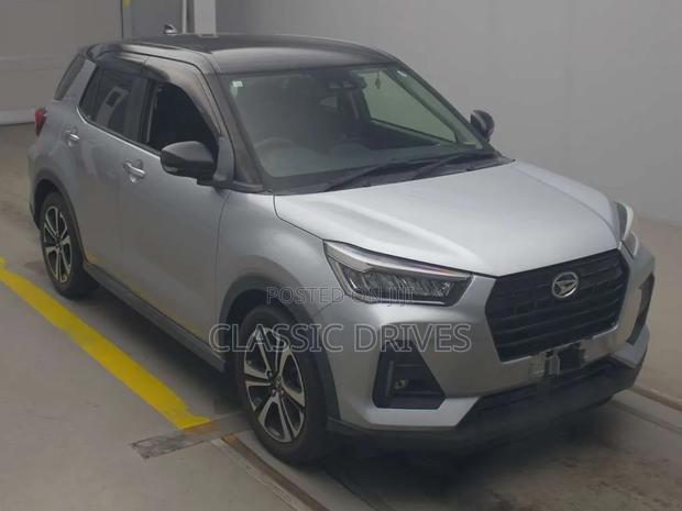 Daihatsu Rocky 2020 Silver