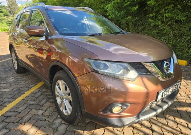 Nissan X-Trail 2015 Brown