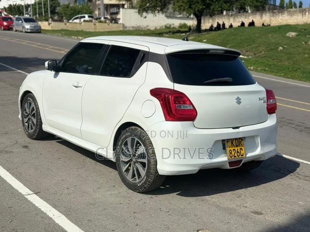 Suzuki Swift 2017 White