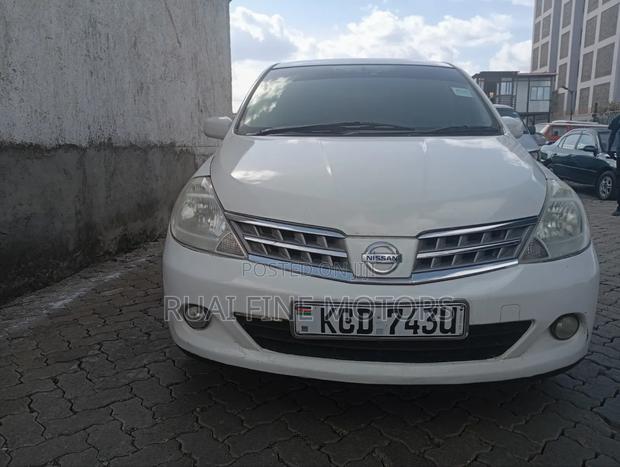 Nissan Tiida 2009 White