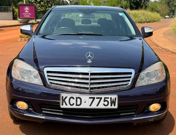 Mercedes-Benz C200 2008 Blue