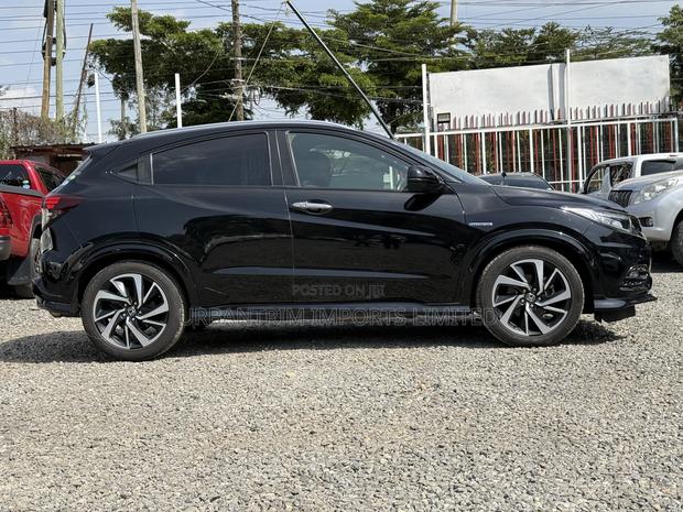 Honda Vezel 1.5 Hybrid 2WD 2019 Black