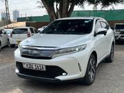 Toyota Harrier 2017 White for sale