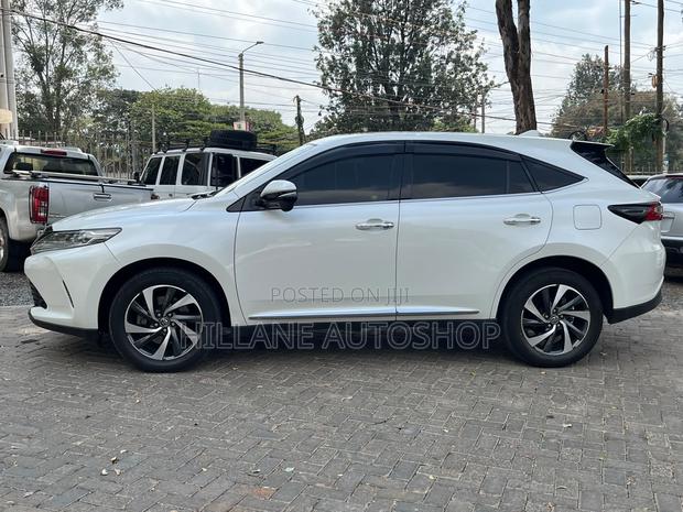 Toyota Harrier 2017 White