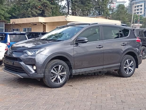Toyota RAV4 2019 Gray