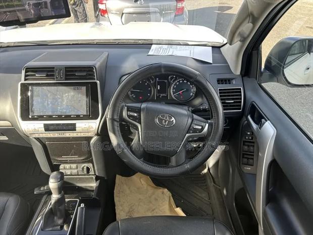 Toyota Land Cruiser Prado 2020