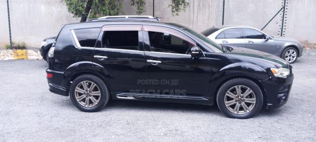 Mitsubishi Outlander 2010 Black
