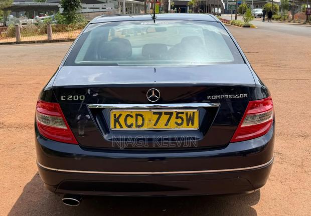 Mercedes-Benz C200 2008 Blue