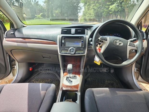 Toyota Allion 2013 Silver