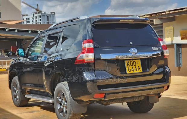 Toyota Land Cruiser Prado 2015 Silver