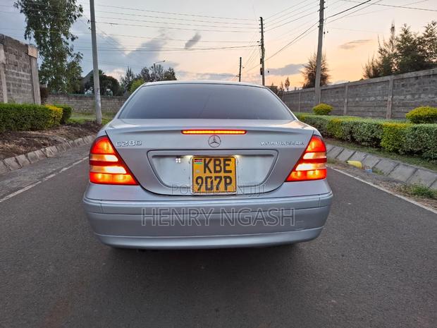 Mercedes-Benz C270 2006 Silver