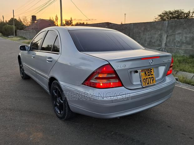 Mercedes-Benz C270 2006 Silver