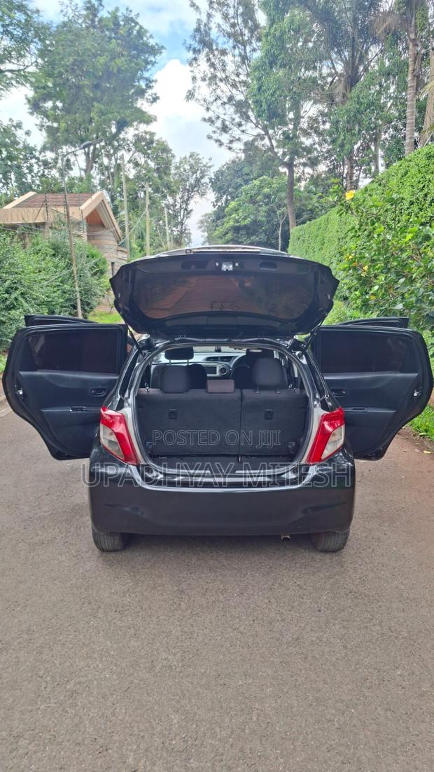 Toyota Vitz 2012 Black
