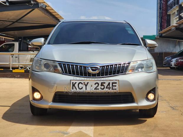 Toyota Axio 2012 Gold