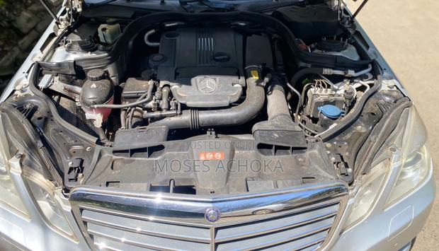Mercedes-Benz E250 2009 Silver