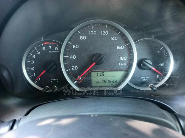 Toyota Vitz 2014 Silver