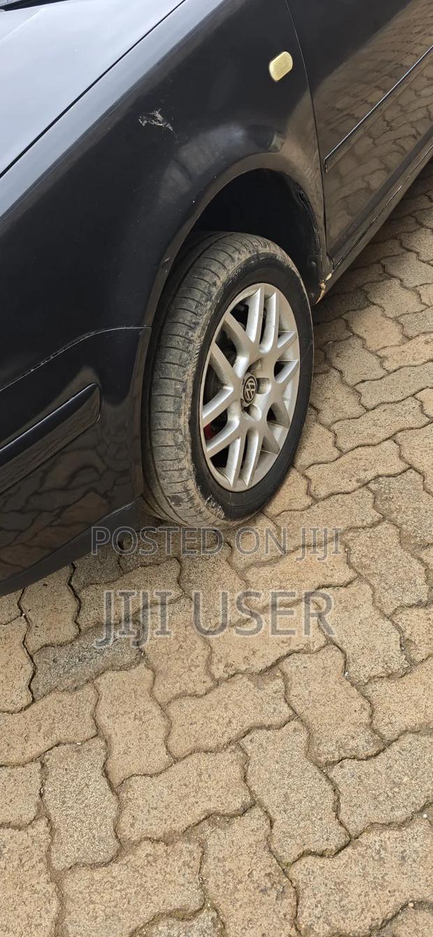 Volkswagen Golf 2006 Black