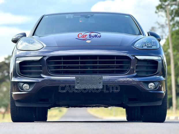 Porsche Cayenne 2018 Purple
