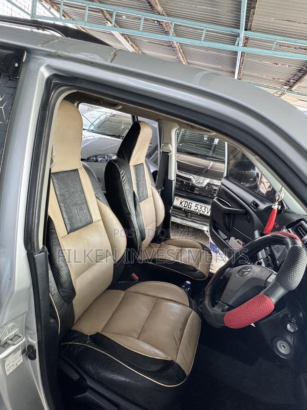 Toyota Probox 1.5 DX Comfort 2WD 2015 Gray