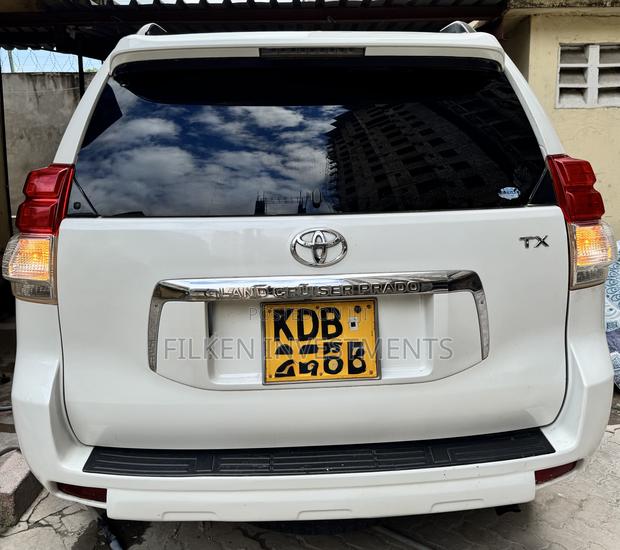 Toyota Land Cruiser Prado 4.0 Petrol TX-L 2015 White