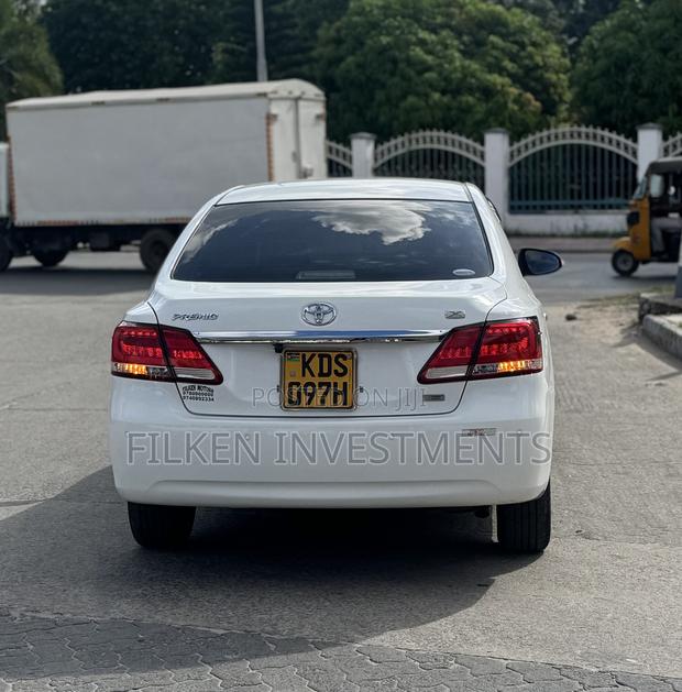 Toyota Premio 1.5 FWD 2018 White