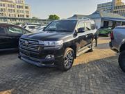 Toyota Land Cruiser 4.6 V8 ZX 2019 Black for sale