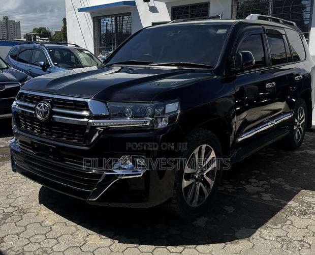 Toyota Land Cruiser 5.7 V8 VX-S 2016 Black
