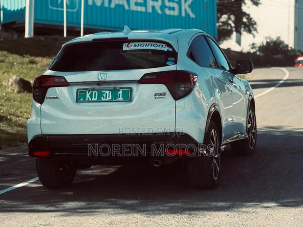 Honda Vezel 2020 White