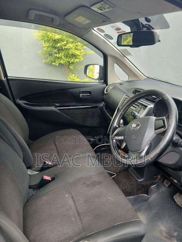 Nissan Dayz Highway Star G 2015 Blue