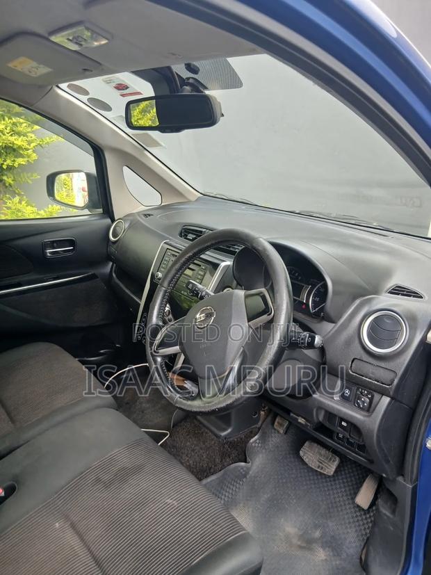 Nissan Dayz Highway Star G 2015 Blue