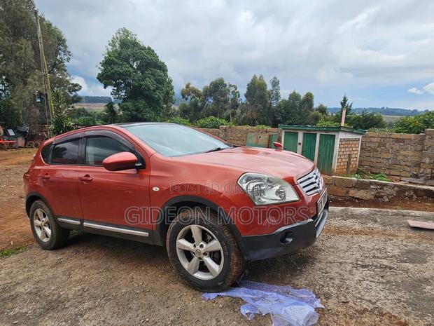 Nissan Dualis 2010 Red