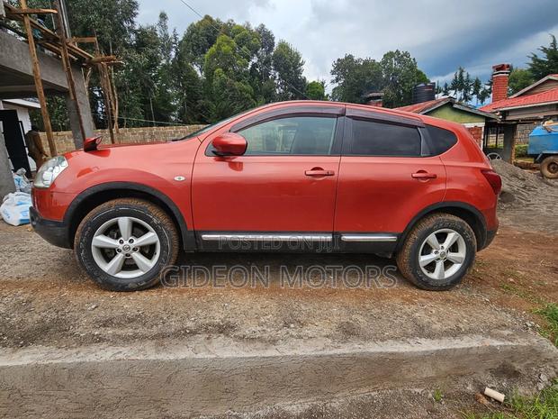 Nissan Dualis 2010 Red