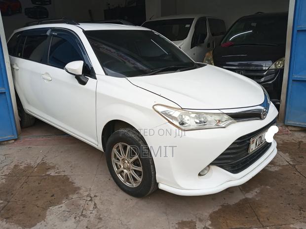 Toyota Corolla Fielder 2016 White